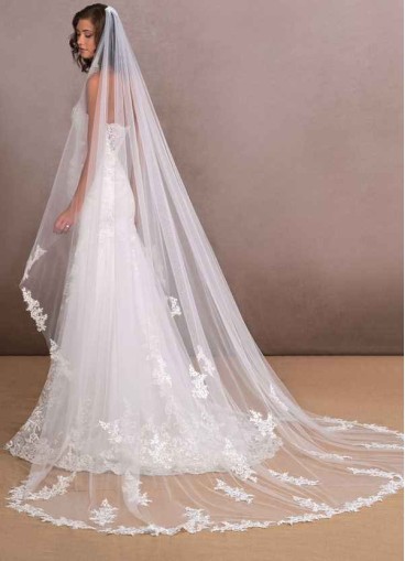 Loyth Diamond Veil