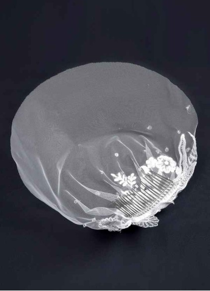 Loyth Kalena Veil