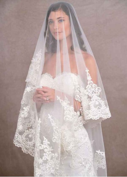 Loyth Princess Veil