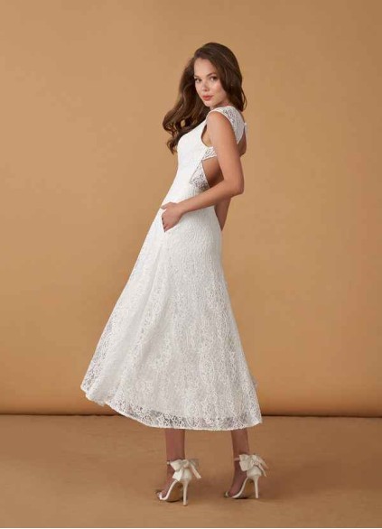 Loyth Lilly BG Loyth Lilly BG
