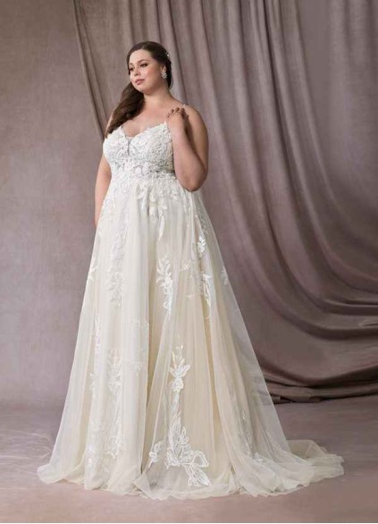 Loyth Lorenza BG Loyth Lorenza BG