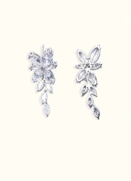 Floral Leaf Rhinestone Drop Earrings Floral Leaf Rhinestone Drop Earrings