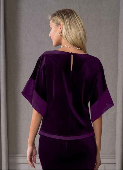Loyth Fianna Velvet Blouse
( Final Sale ) Loyth Fianna Velvet Blouse
( Final Sale )