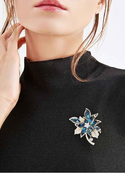 Winter Brooch Winter Brooch
